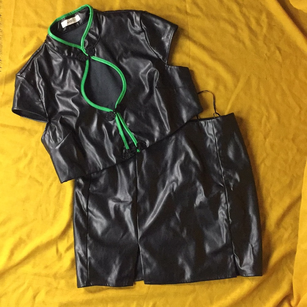 Vegan leather set / Dark Cabaret Rouge